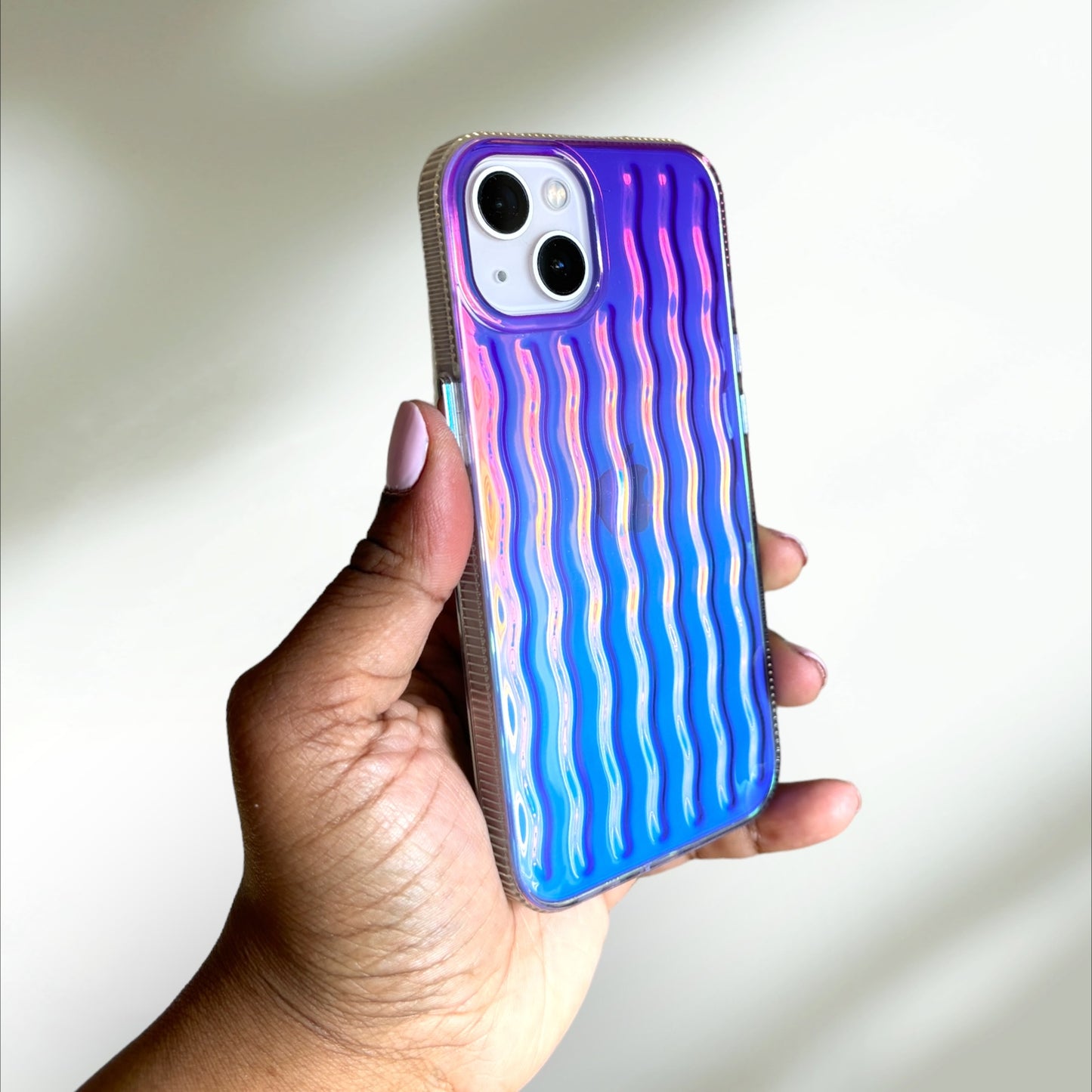 Wavy Iridescent iPhone 13 Case PREOWNED