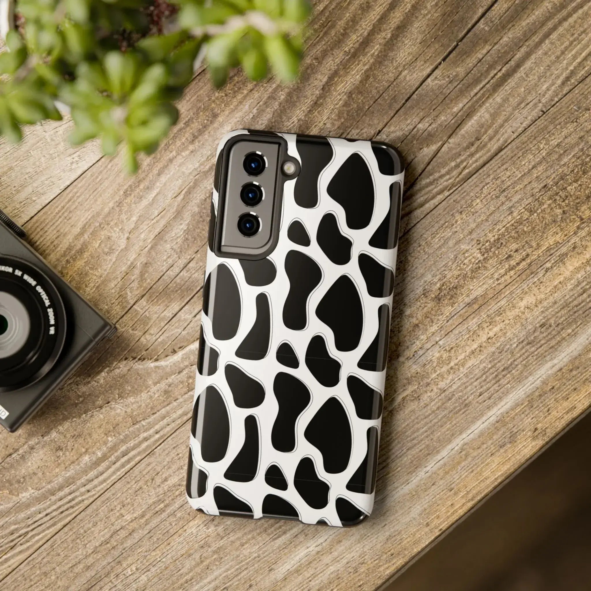 Spotted Animal Print Phone Case (Apple & Android) - Pink Sweetheart