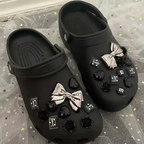 Black Licorice Clog Charms Set - Pink Sweetheart