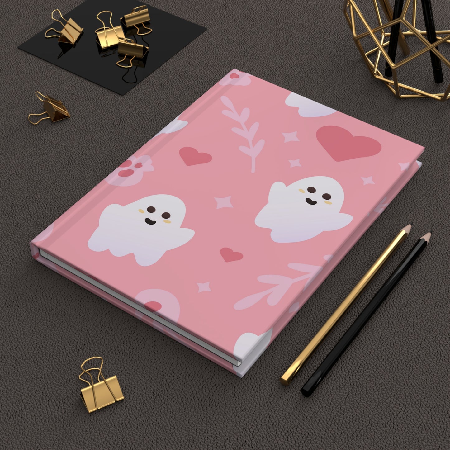 Fantasmas rosados ​​espeluznantes Cuaderno mate de tapa dura