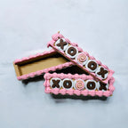 XOXO Cinnabun Cake Storage Container