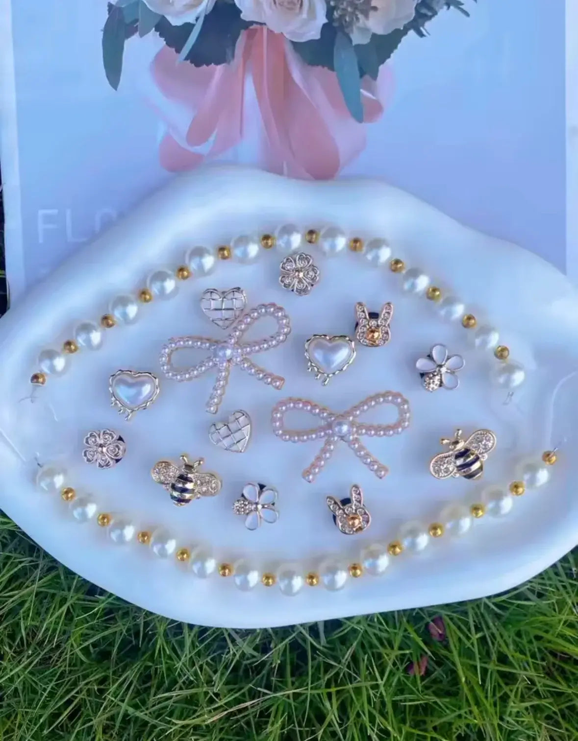 Baby Bumblebee Clog Charms Set