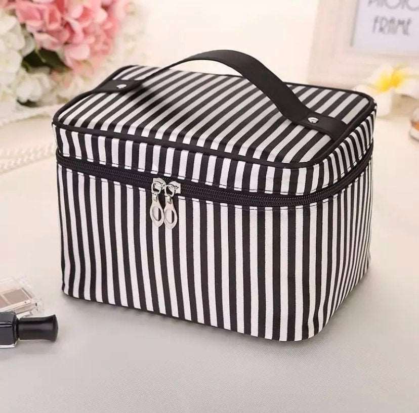 Black & White Cosmetic Makeup Bag Cosmetic & Toiletry Bags Pink Sweetheart