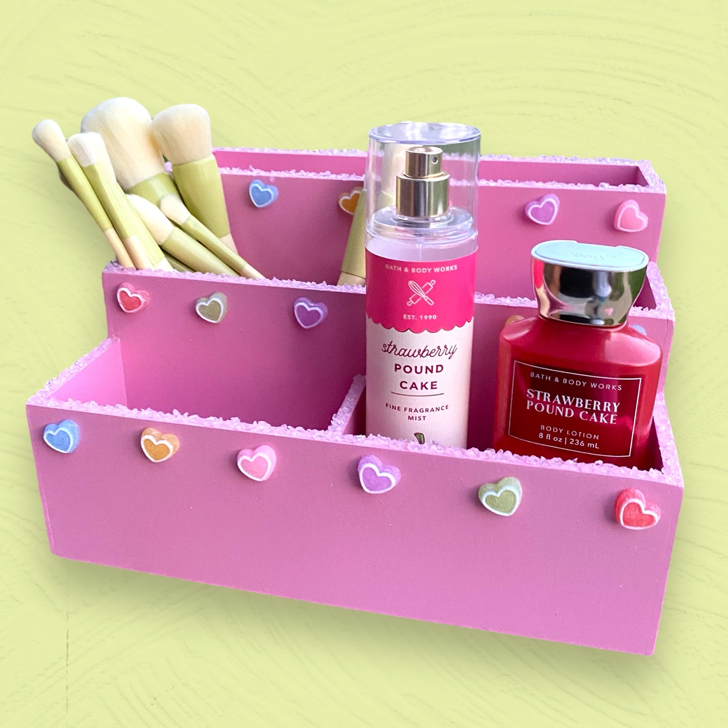 Sugary Sweet Pink Makeup Organizer