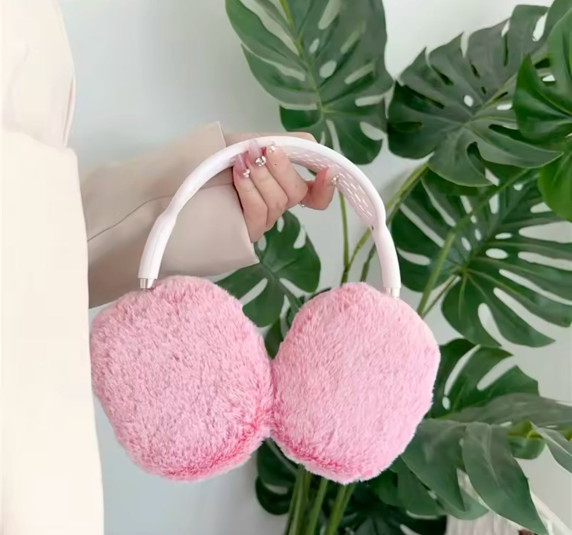 Fluffly Faux Fur AirPods Max Headphone Case Covers