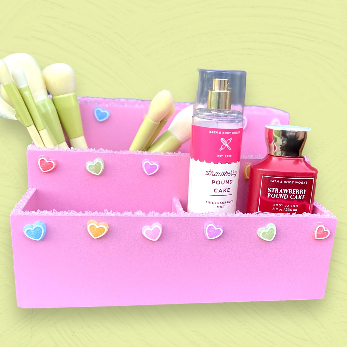 Sugary Sweet Pink Makeup Organizer