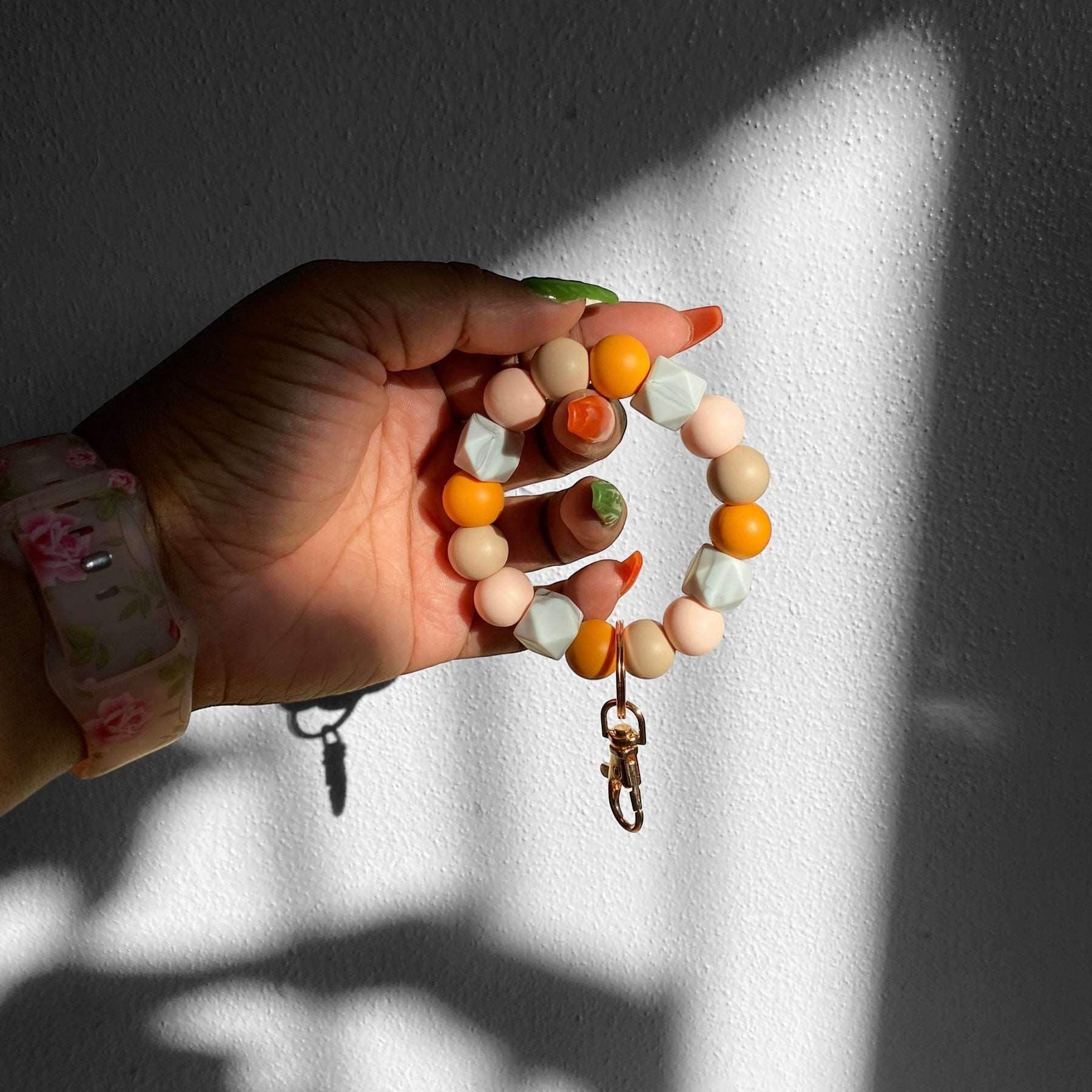 Aesthetic Vibes Chunky Silicone Beaded Keychain - Neutral