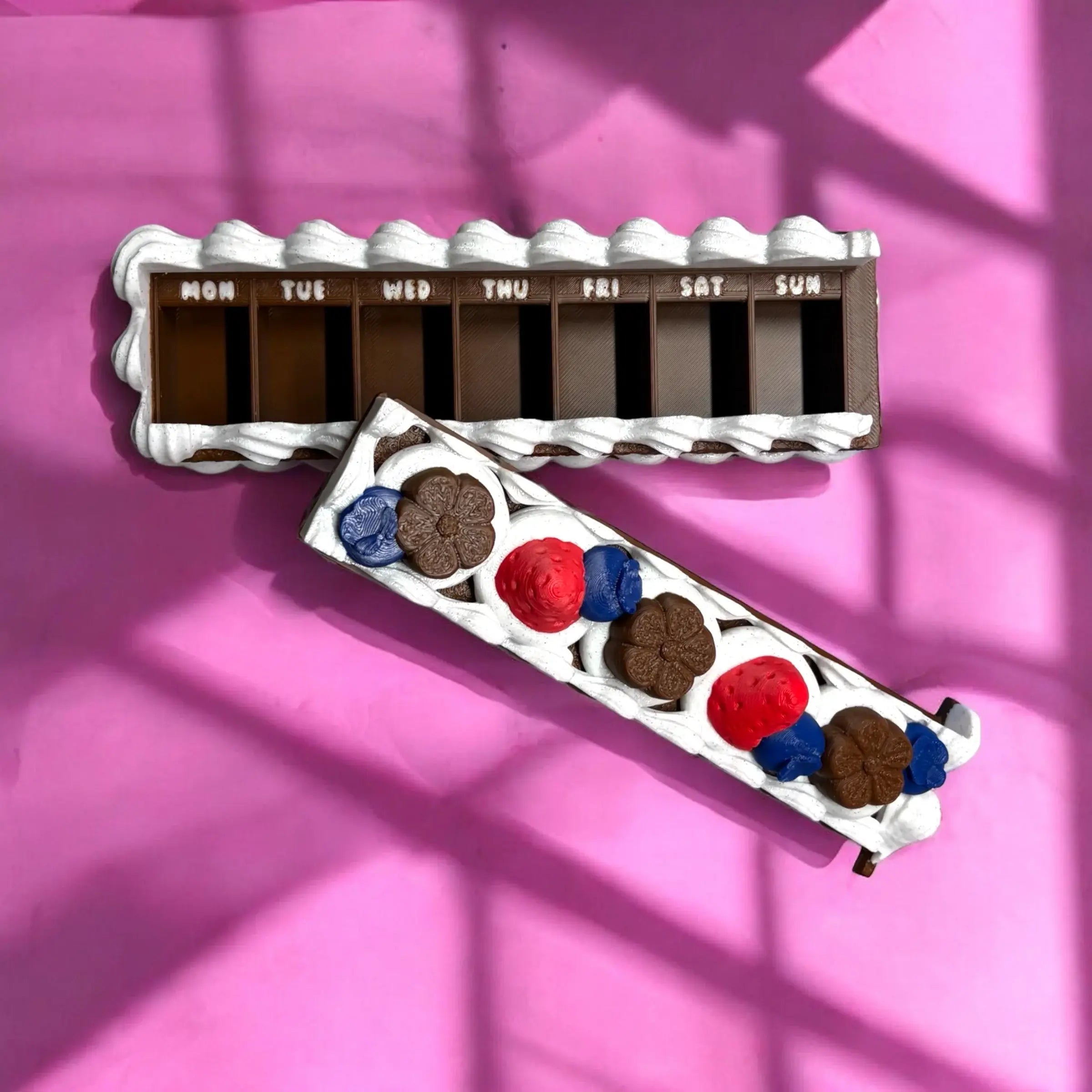 Berries n Chocolate Cake Storage Container