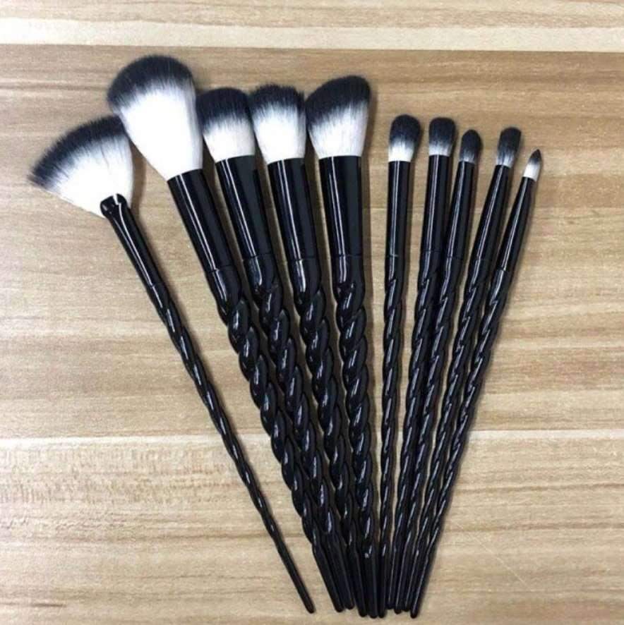 Gothic Black Unicorn Ombré Makeup Brush Set - White