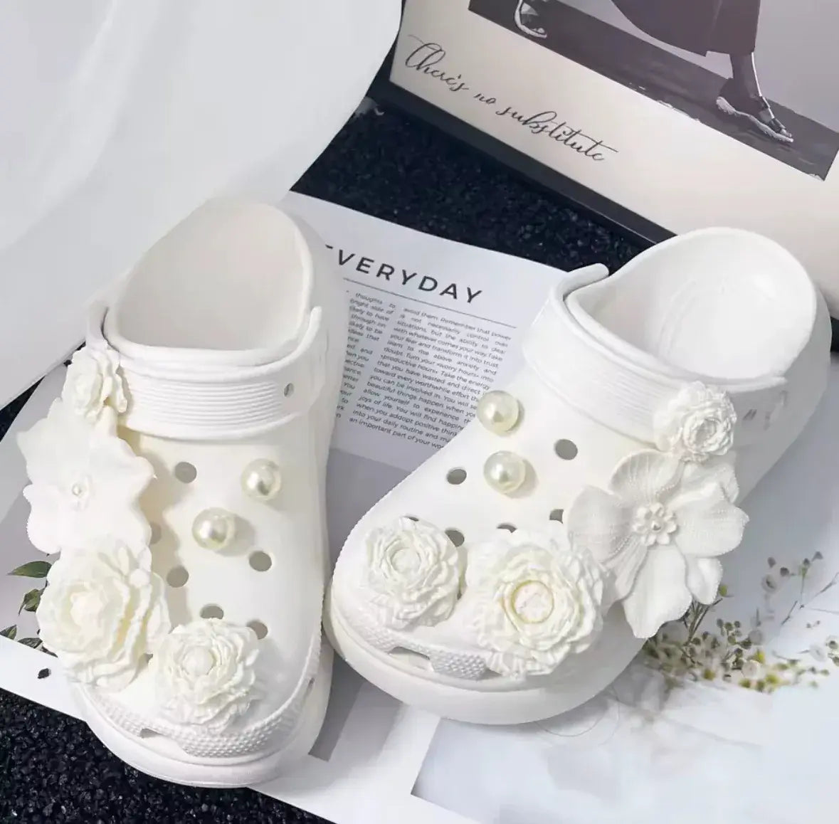 Mega Blossom Blooms Clog Charms Set - White