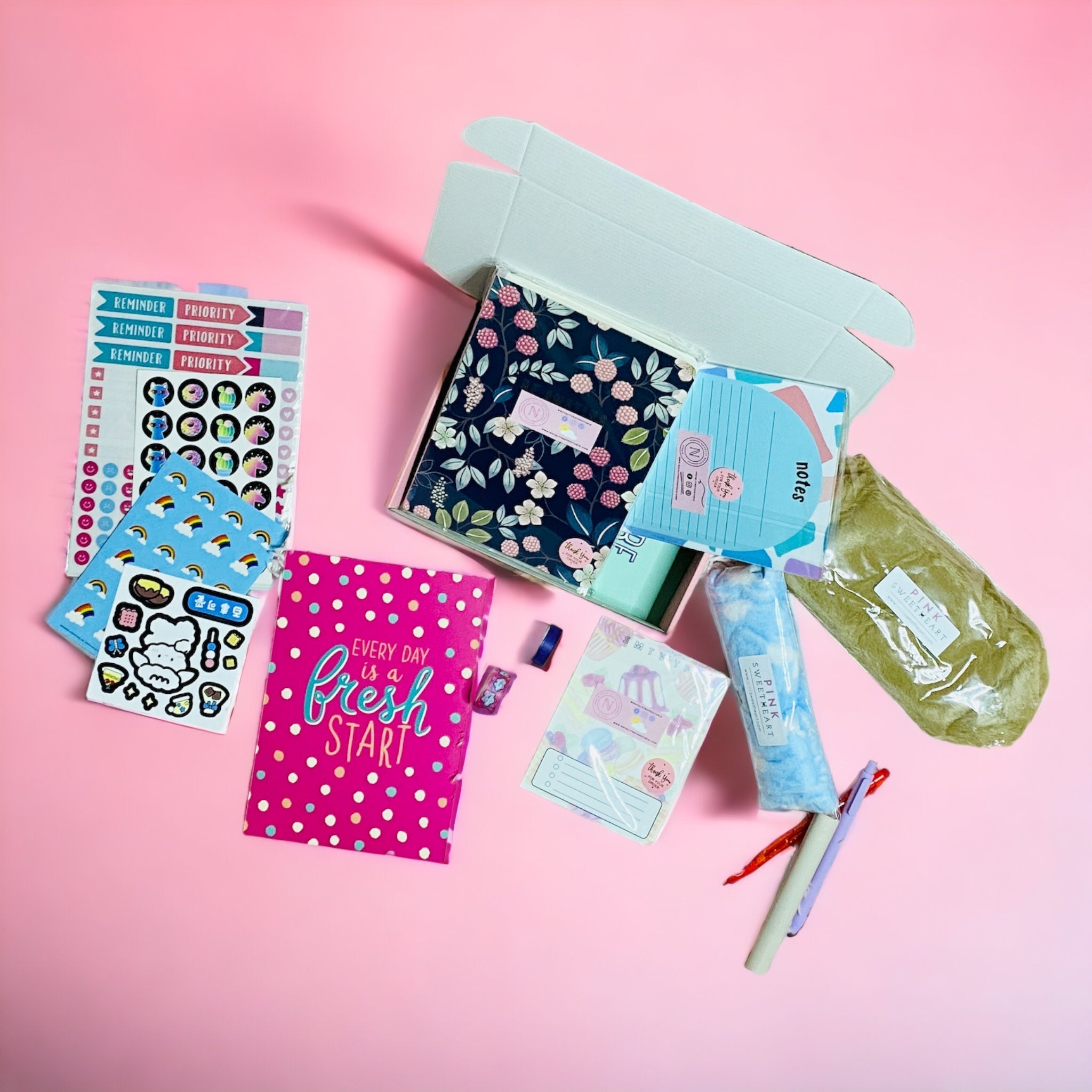 Stationery Surprise Goodies Gift Box Notebooks & Notepads Pink Sweetheart