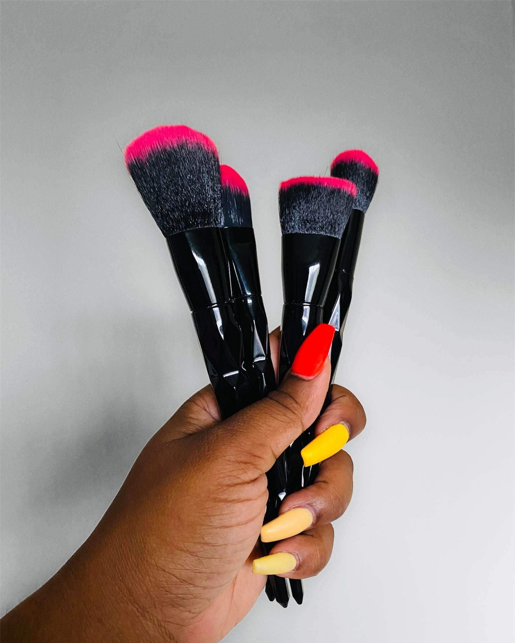 Black Obsidian Ombre Makeup Brush Set 4pc