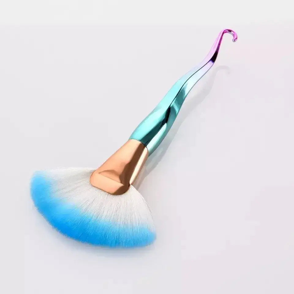 Jumbo Fan Shaped Rainbow Makeup Brush 1pc