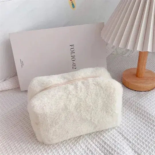 Plush Faux Fur Makeup Storage Bag - White