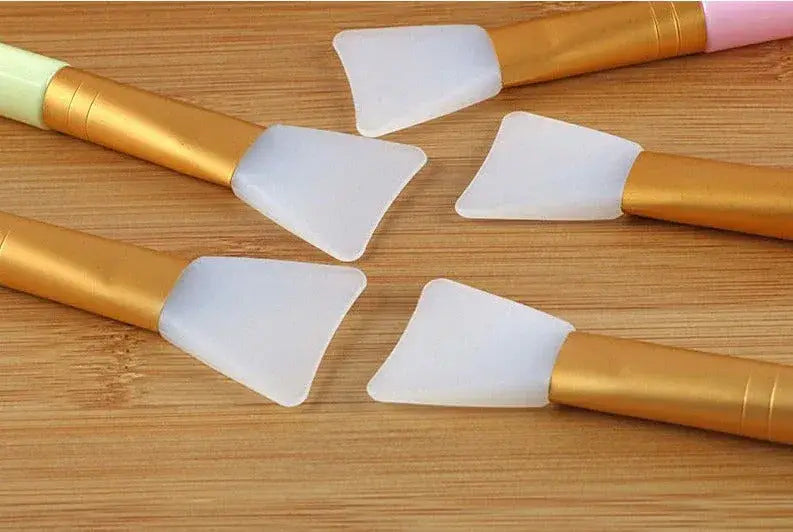 Silicone Face Mask Application Brush 1pc